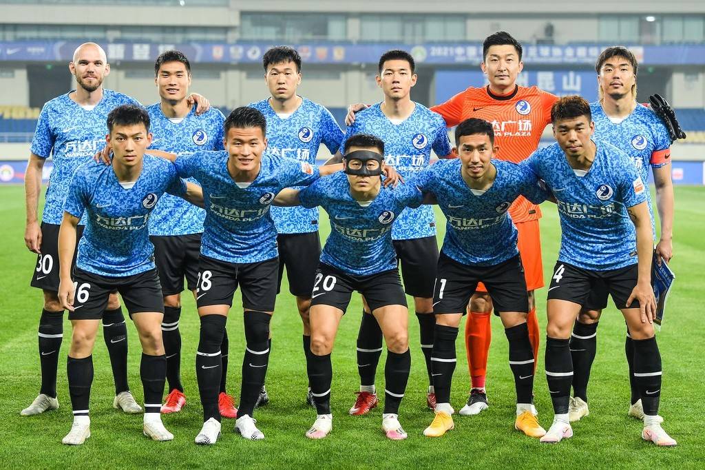 Doinb ：Chovy要来LPL？LPL阵容和条件都没LCK好，他为了什么来